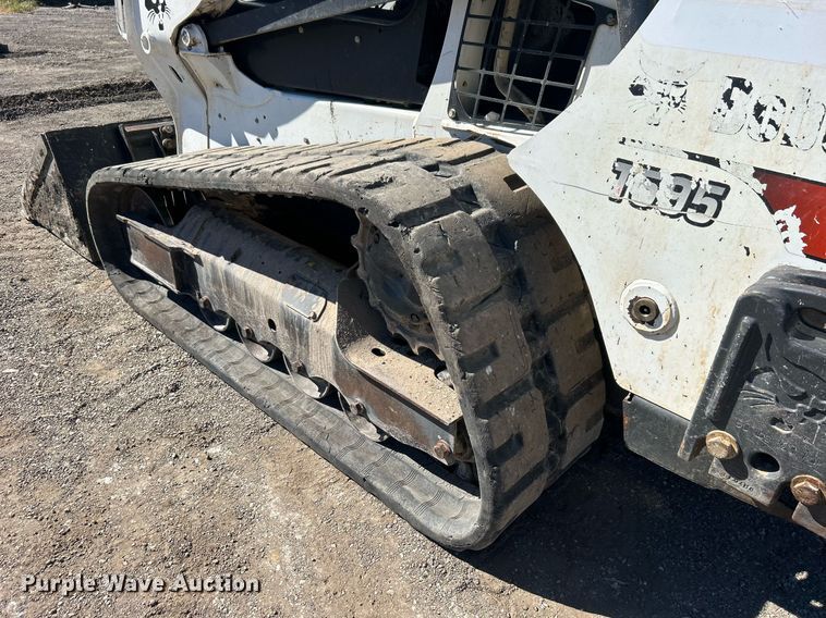 image for item DO7567 2018 Bobcat  T595 skid steer loader
