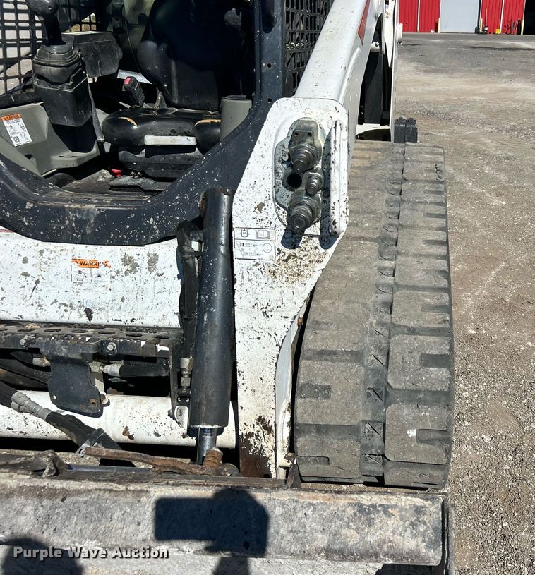 image for item DO7567 2018 Bobcat  T595 skid steer loader