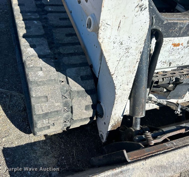 image for item DO7567 2018 Bobcat  T595 skid steer loader