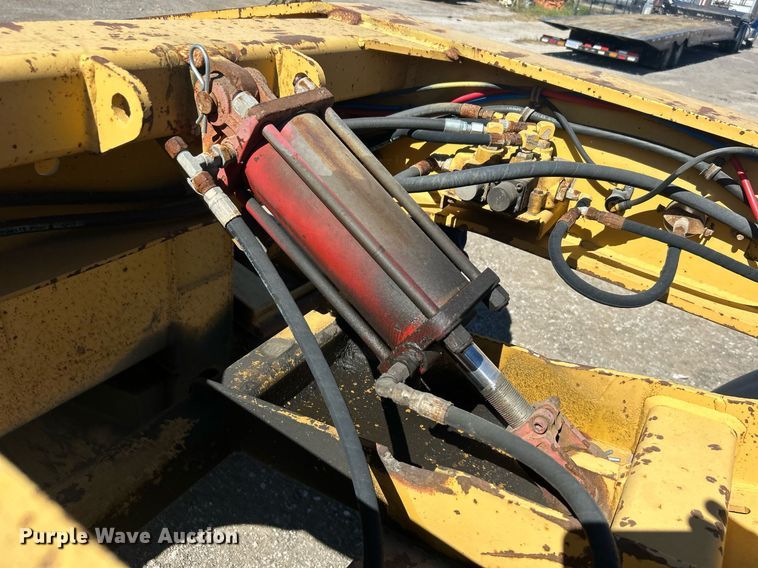 image for item DO7571 2000 Load King HDD 503 lowboy equipment trailer