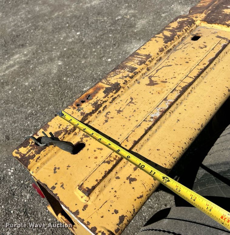 image for item DO7571 2000 Load King HDD 503 lowboy equipment trailer