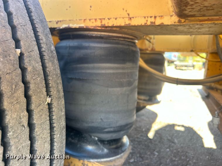 image for item DO7571 2000 Load King HDD 503 lowboy equipment trailer