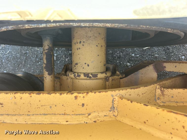 image for item DO7571 2000 Load King HDD 503 lowboy equipment trailer