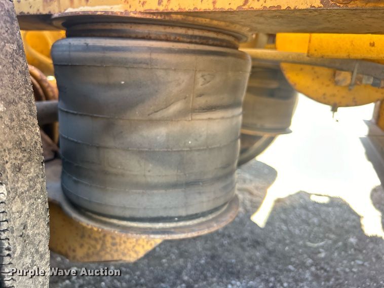 image for item DO7571 2000 Load King HDD 503 lowboy equipment trailer