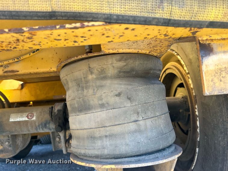 image for item DO7571 2000 Load King HDD 503 lowboy equipment trailer