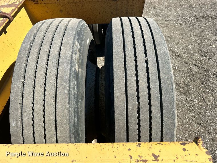 image for item DO7571 2000 Load King HDD 503 lowboy equipment trailer