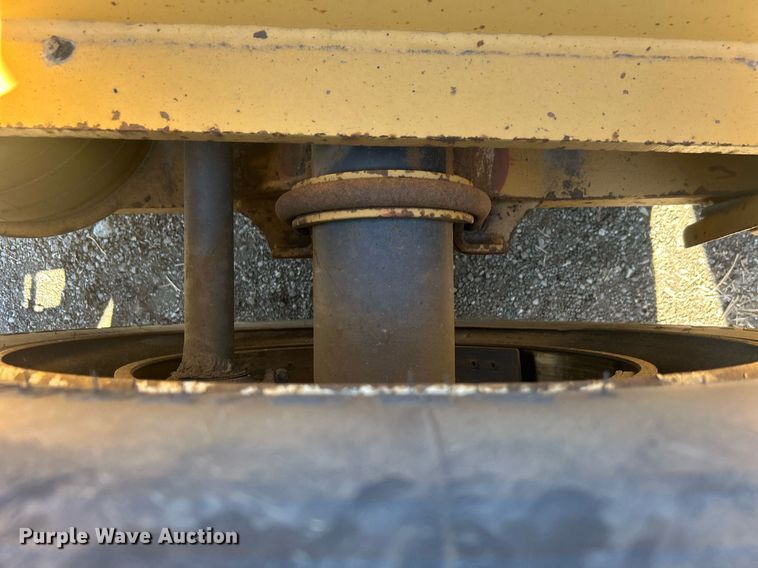 image for item DO7571 2000 Load King HDD 503 lowboy equipment trailer