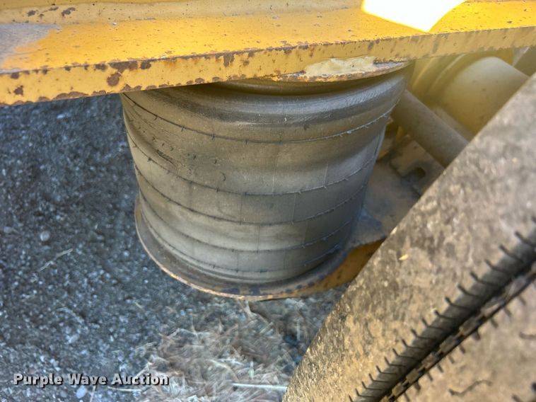 image for item DO7571 2000 Load King HDD 503 lowboy equipment trailer