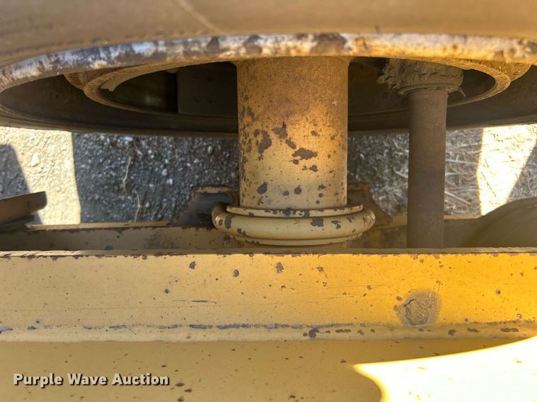 image for item DO7571 2000 Load King HDD 503 lowboy equipment trailer