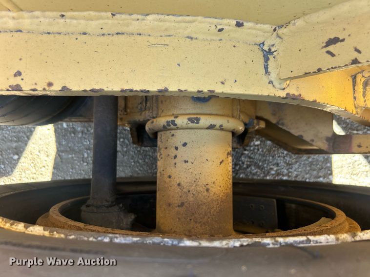 image for item DO7571 2000 Load King HDD 503 lowboy equipment trailer