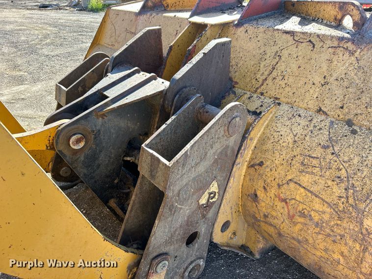 image for item DO7573 2003 Caterpillar  928G wheel loader