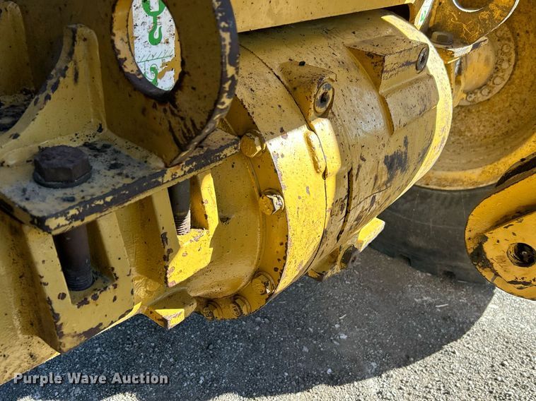 image for item DO7573 2003 Caterpillar  928G wheel loader