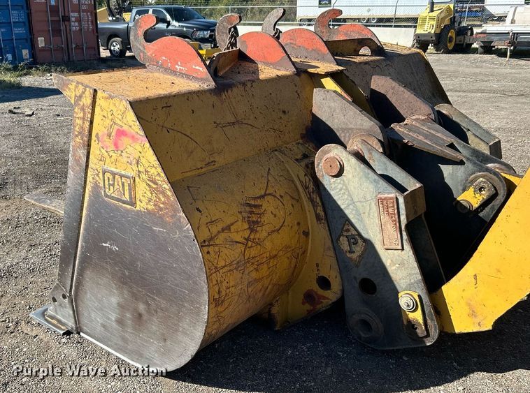 image for item DO7573 2003 Caterpillar  928G wheel loader