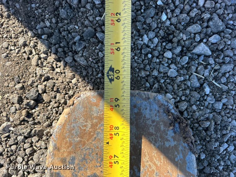 image for item DO7573 2003 Caterpillar  928G wheel loader