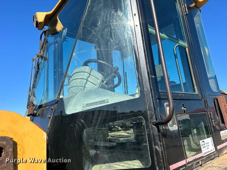 image for item DO7573 2003 Caterpillar  928G wheel loader