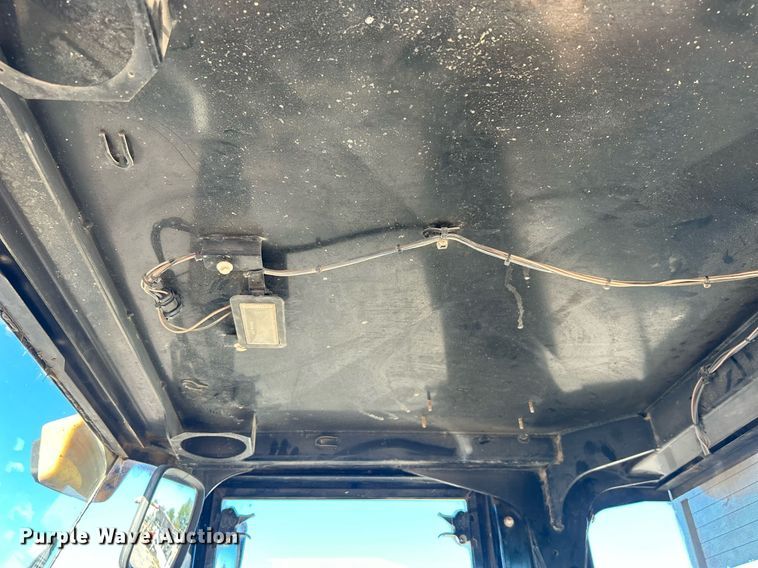 image for item DO7573 2003 Caterpillar  928G wheel loader