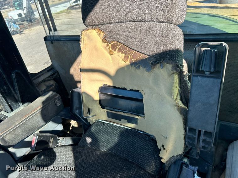 image for item DO7573 2003 Caterpillar  928G wheel loader