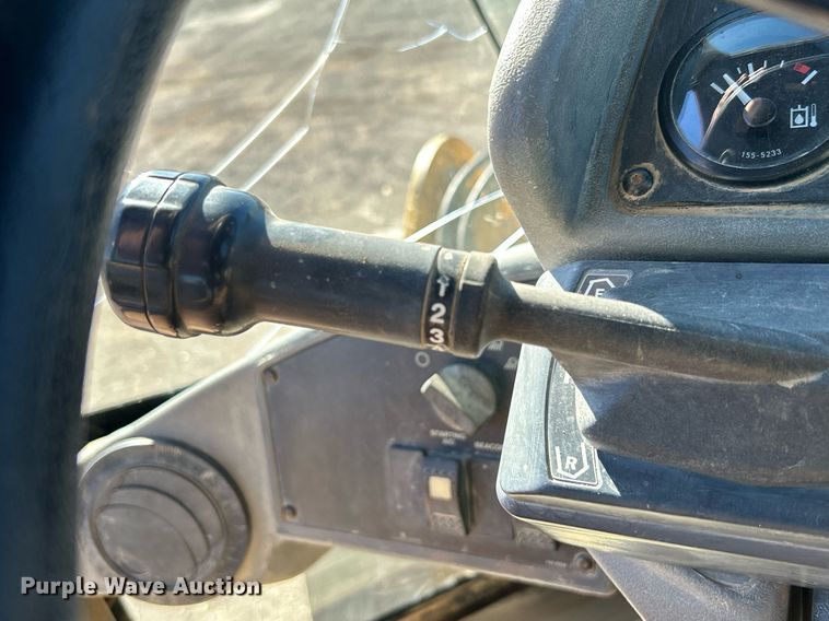 image for item DO7573 2003 Caterpillar  928G wheel loader