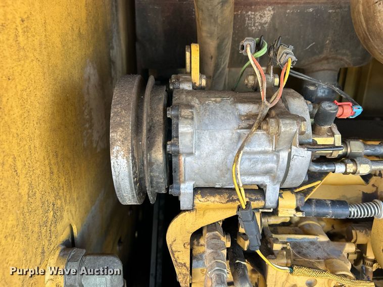 image for item DO7573 2003 Caterpillar  928G wheel loader