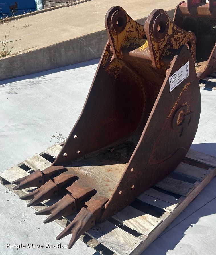 image for item DO7581 CP bucket