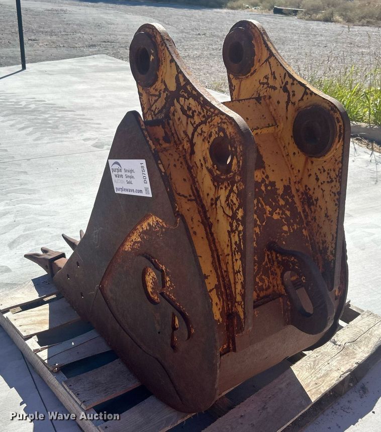 image for item DO7581 CP bucket