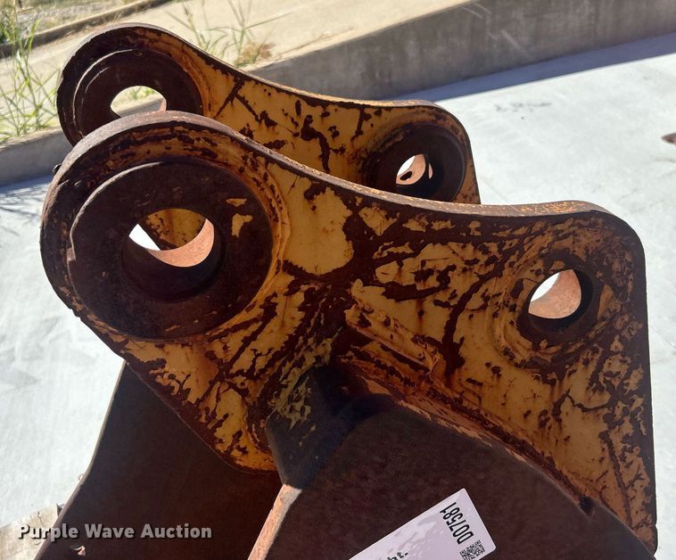 image for item DO7581 CP bucket