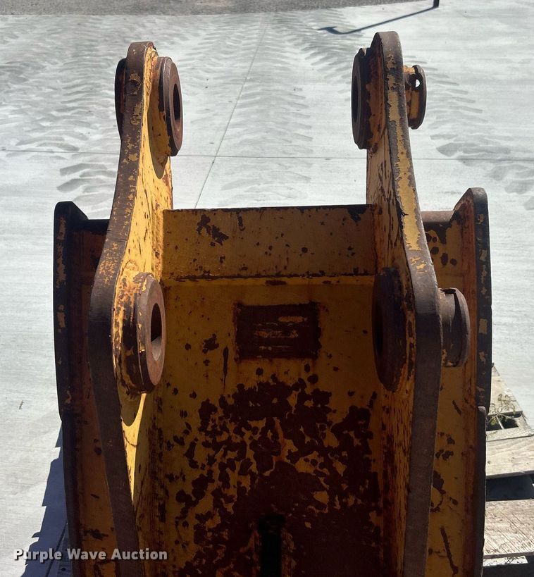 image for item DO7581 CP bucket