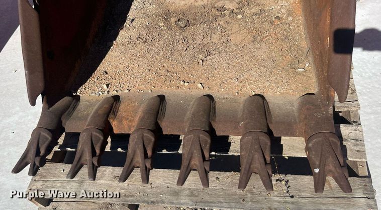 image for item DO7584 Hensley bucket