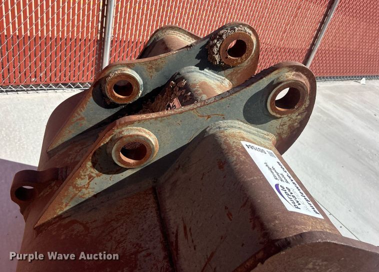 image for item DO7584 Hensley bucket