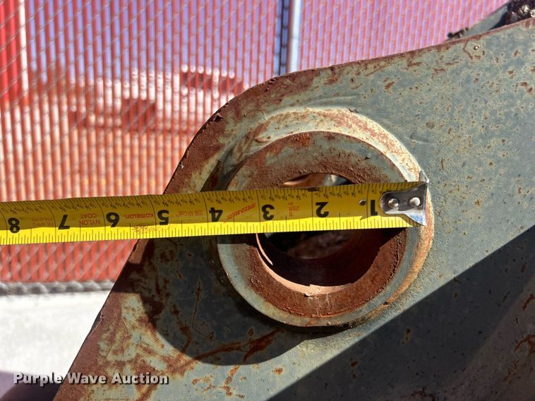 image for item DO7584 Hensley bucket