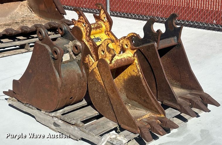 image for item DO7585 (4) buckets