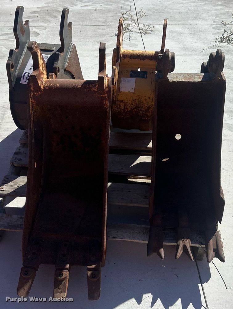 image for item DO7585 (4) buckets