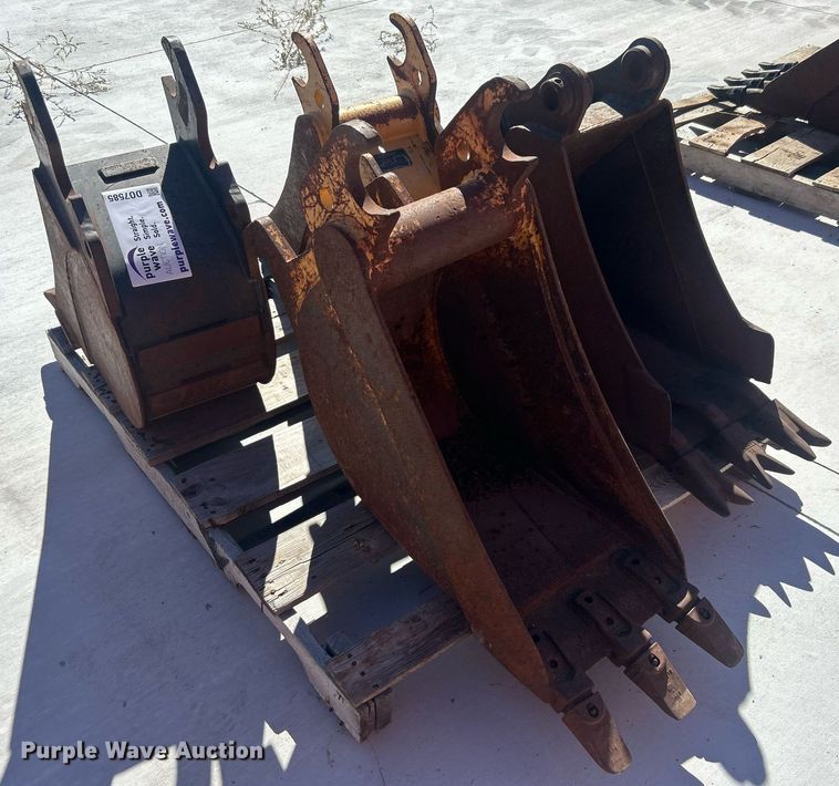 image for item DO7585 (4) buckets