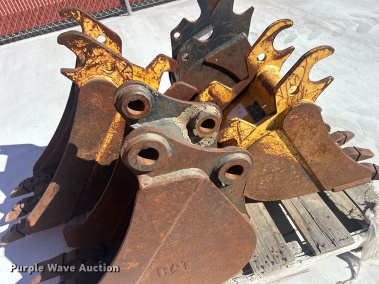 image for item DO7585 (4) buckets