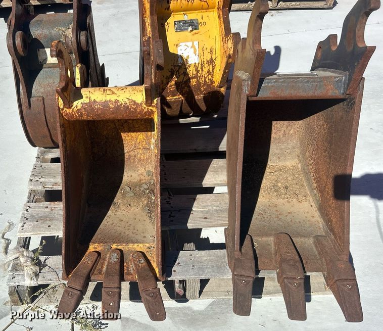 image for item DO7585 (4) buckets