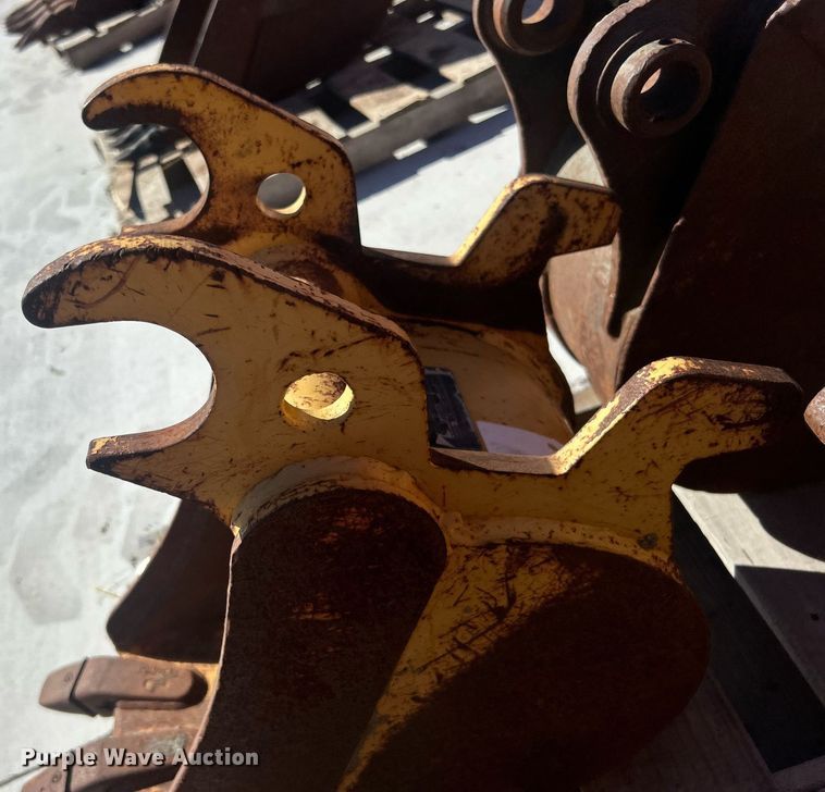 image for item DO7585 (4) buckets