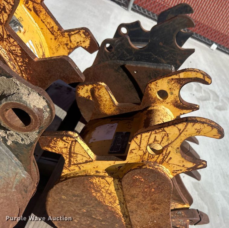 image for item DO7585 (4) buckets