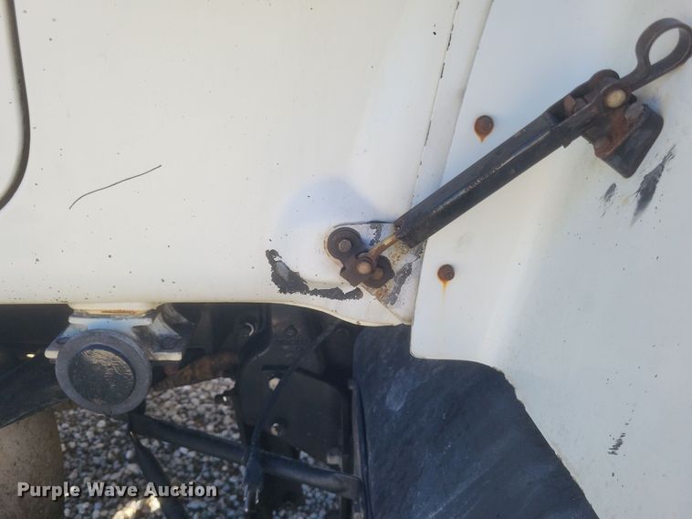 image for item DQ3708 2003 Mack RD688S dump truck