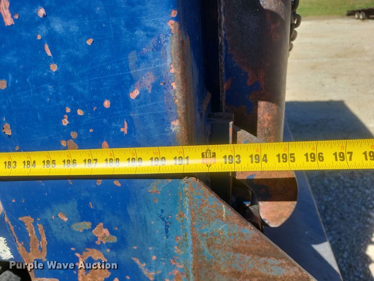 image for item DQ3708 2003 Mack RD688S dump truck