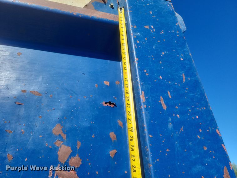 image for item DQ3708 2003 Mack RD688S dump truck