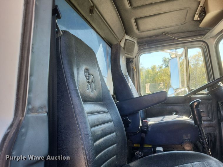 image for item DQ3708 2003 Mack RD688S dump truck