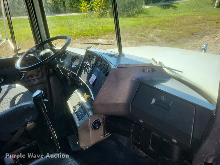 image for item DQ3708 2003 Mack RD688S dump truck