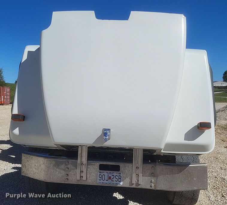 image for item DQ3708 2003 Mack RD688S dump truck