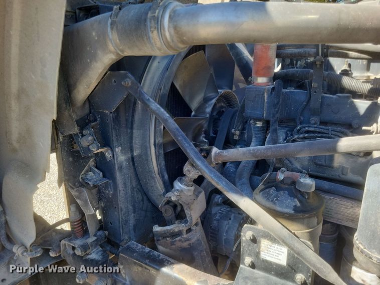 image for item DQ3708 2003 Mack RD688S dump truck