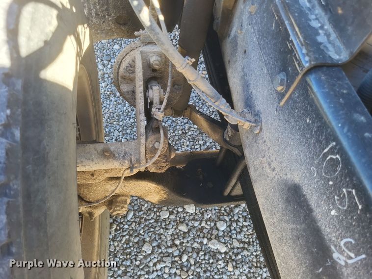 image for item DQ3708 2003 Mack RD688S dump truck