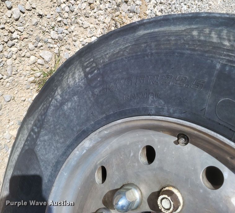 image for item DQ3708 2003 Mack RD688S dump truck