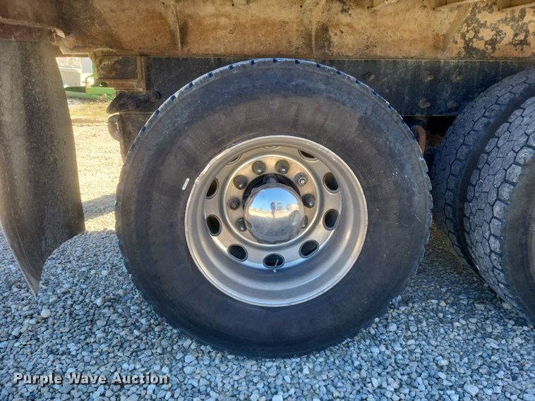 image for item DQ3708 2003 Mack RD688S dump truck