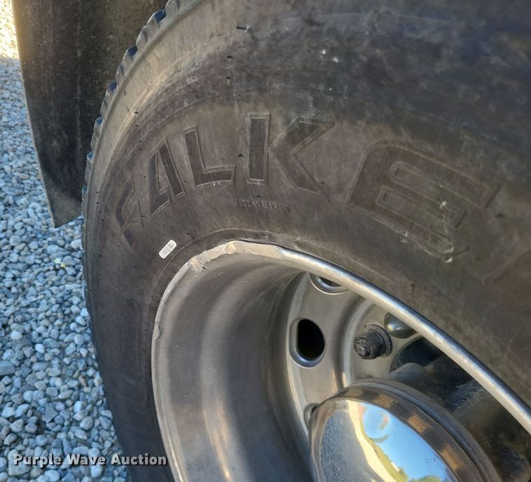 image for item DQ3708 2003 Mack RD688S dump truck