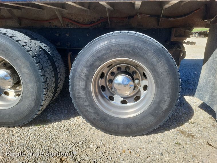 image for item DQ3708 2003 Mack RD688S dump truck