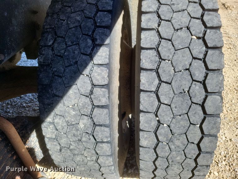 image for item DQ3708 2003 Mack RD688S dump truck